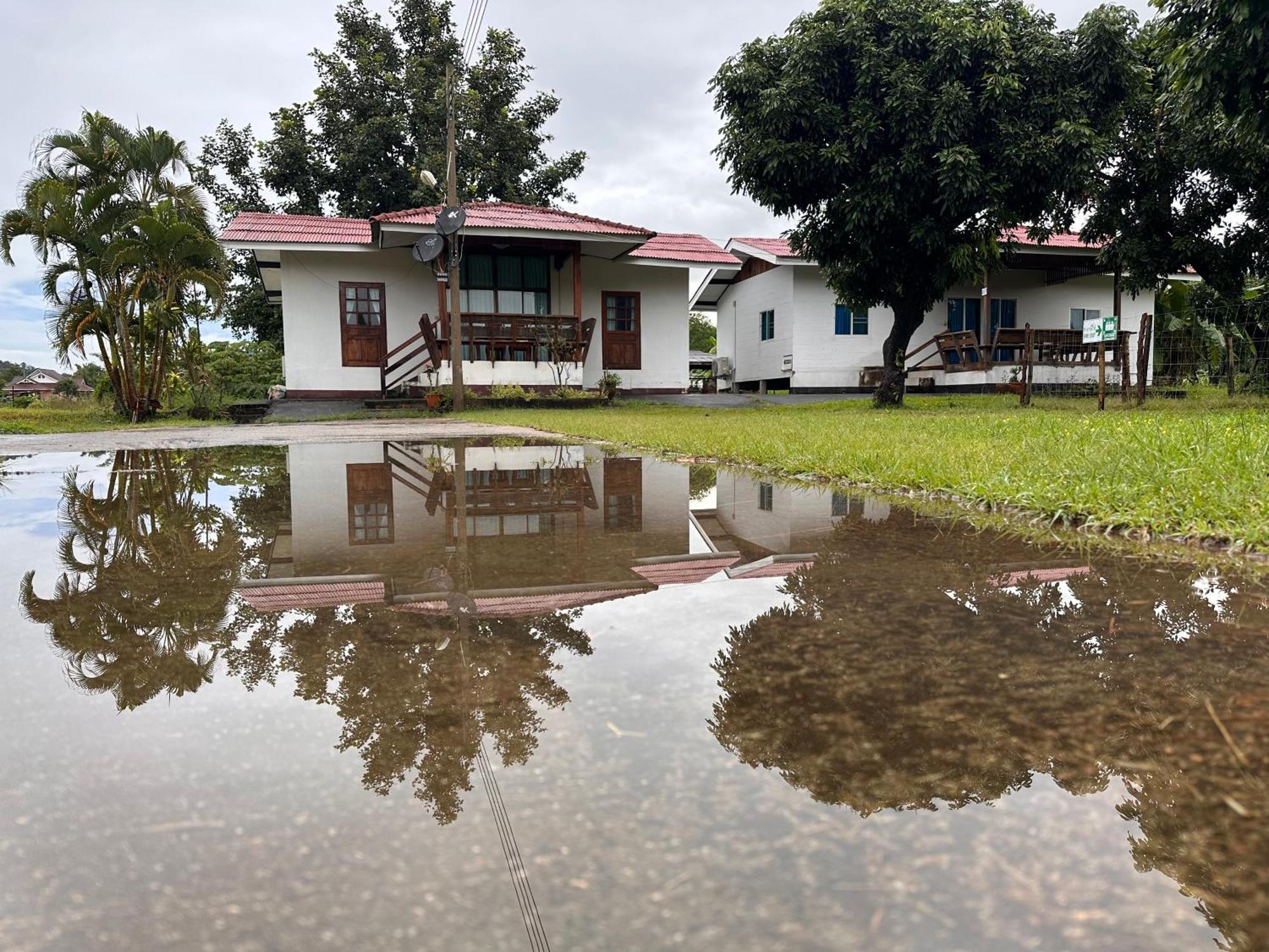 Mae Chaem Hotel And Resort Luaran gambar